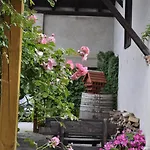 Farma Gospodarstwo Goscinne Jesionowka *