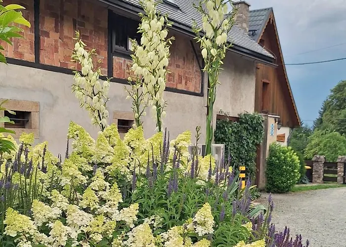 Gospodarstwo Goscinne Jesionowka Farma Goworow